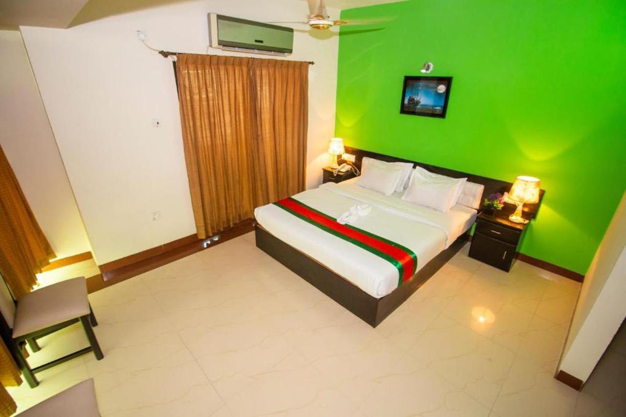 Hotel The Rahmania International Dhaka Exterior photo